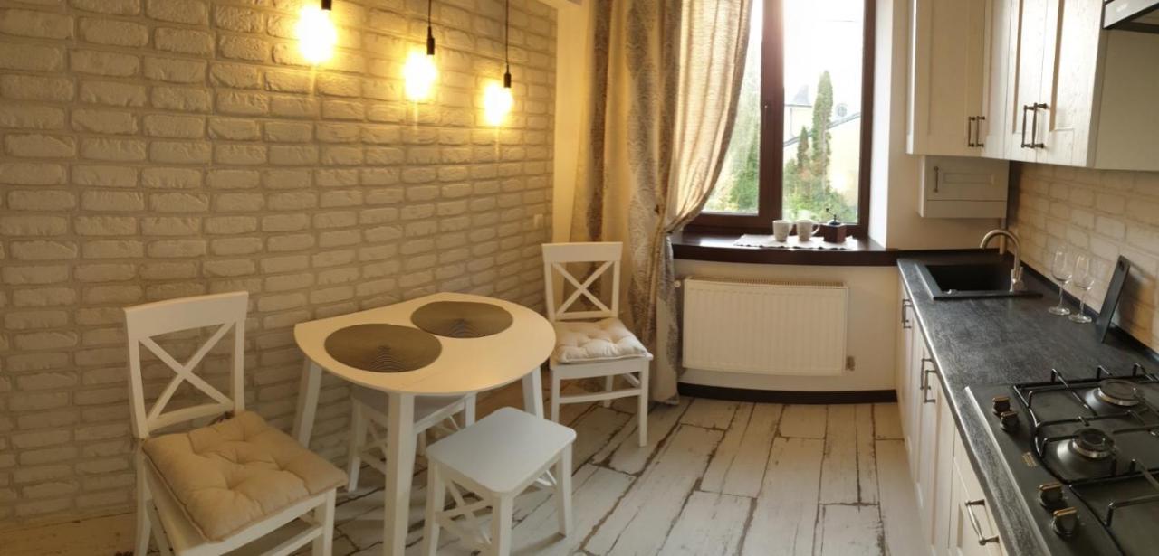 Apartamento Бажане Місце Kamianets-Podilskyi Exterior foto
