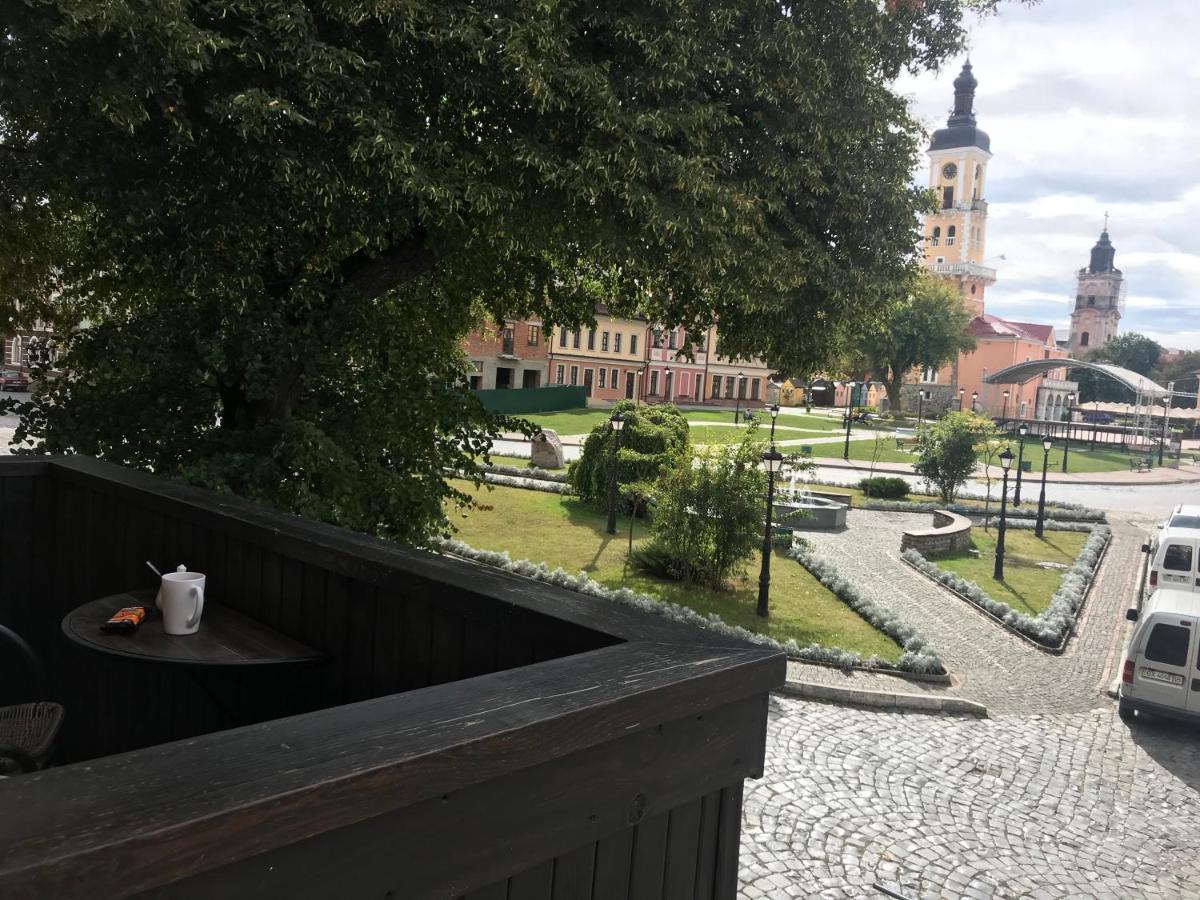 Apartamento Бажане Місце Kamianets-Podilskyi Exterior foto