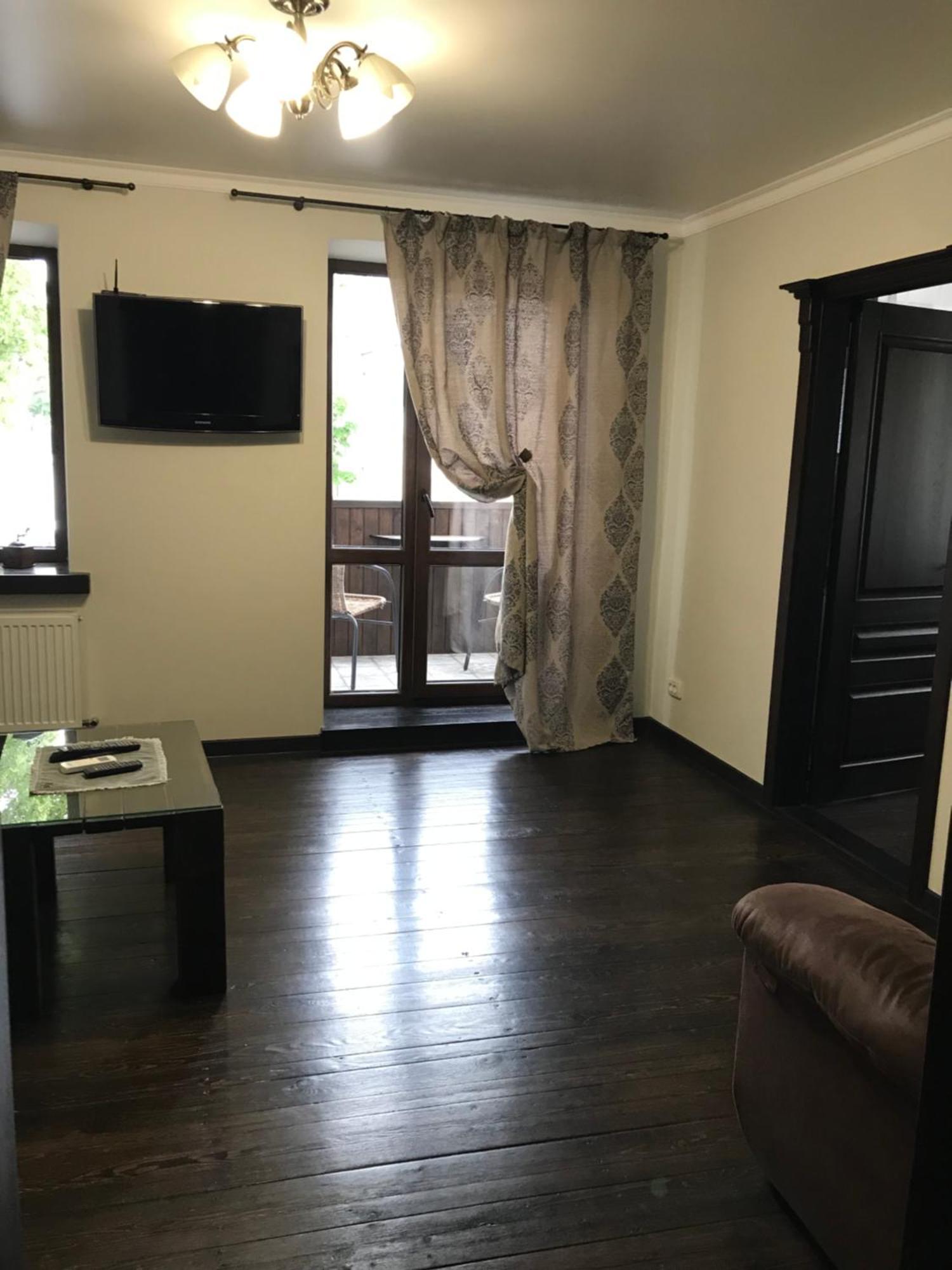 Apartamento Бажане Місце Kamianets-Podilskyi Exterior foto